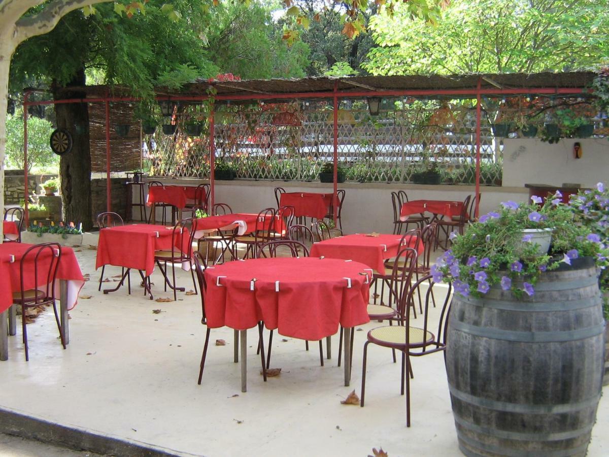 Auberge Des Garrigues Nimes Exterior foto